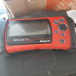 Snap-On Solus Pro Scanner And Case And Accessories