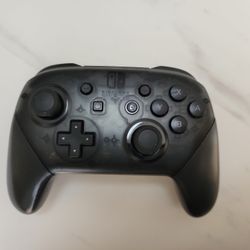 Nintendo Switch Pro Controller