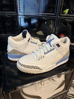 Jordan 3 UNC