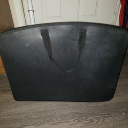 PORTFOLIO TOTE BAG