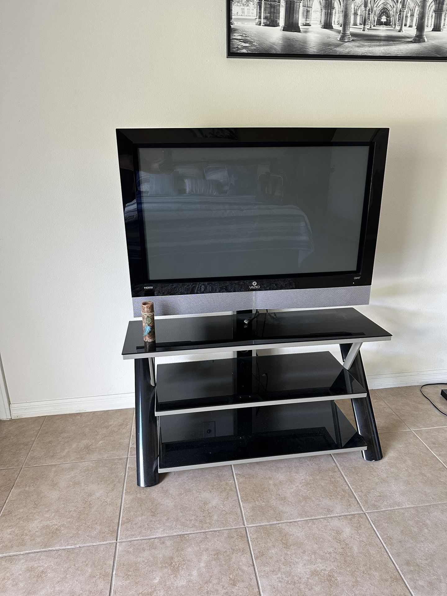 Flatscreen 42in Tv And Tv Stand