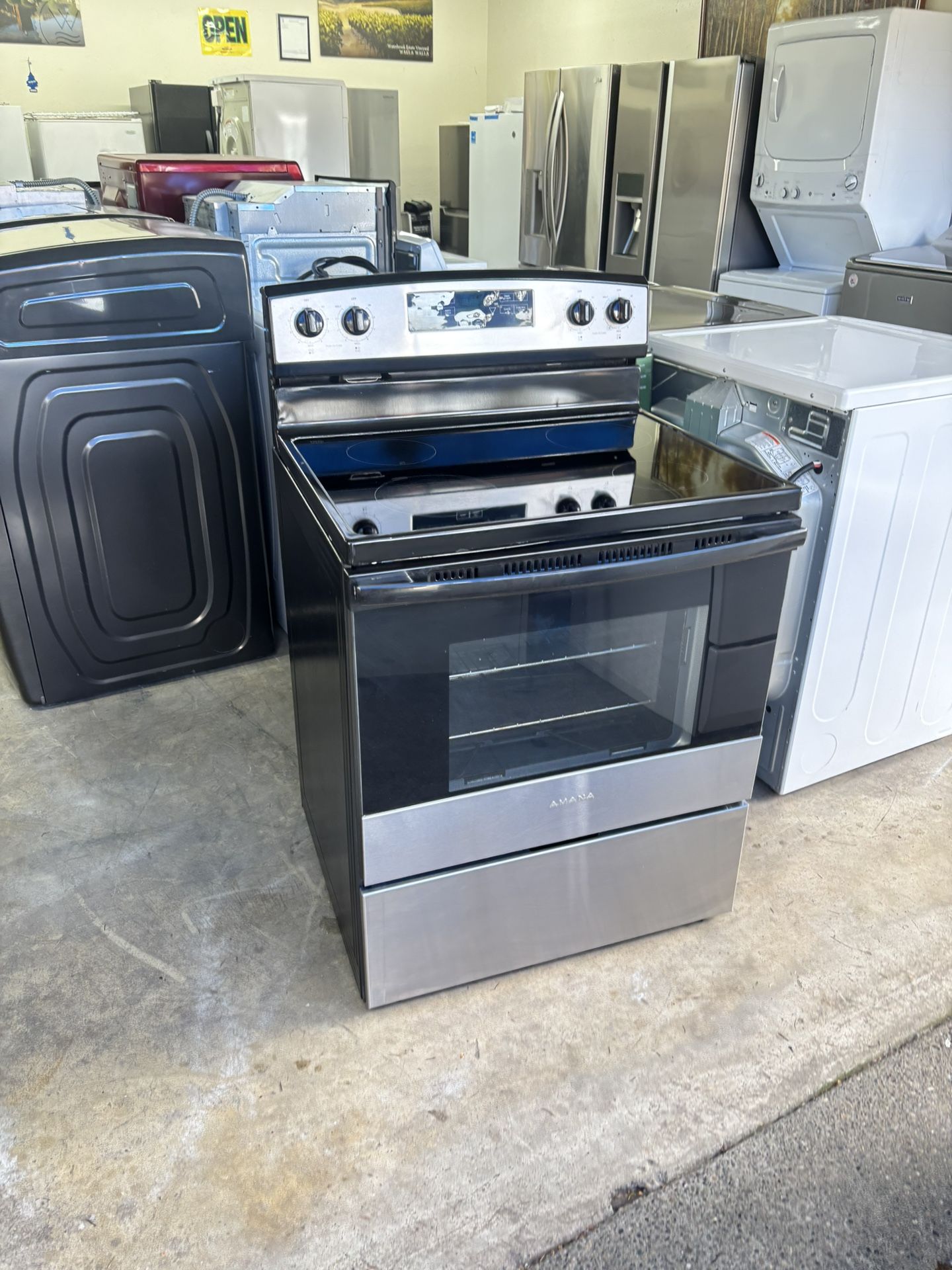 Amana Electric Range