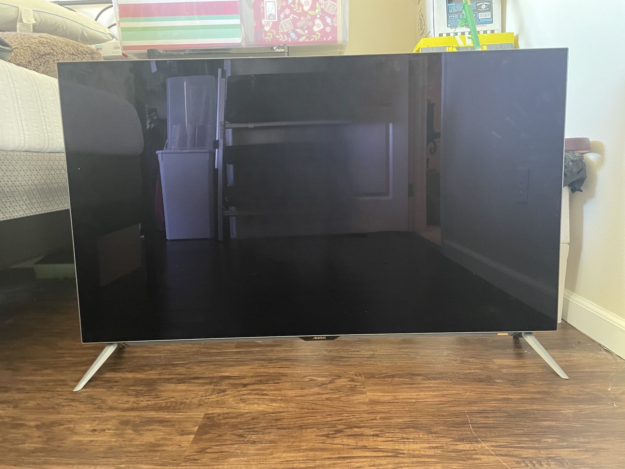 Aerus 42’ OLED monitor