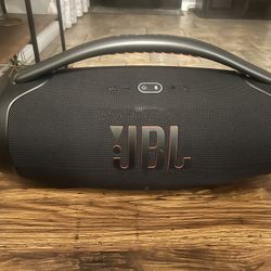 JBL  Boombox3