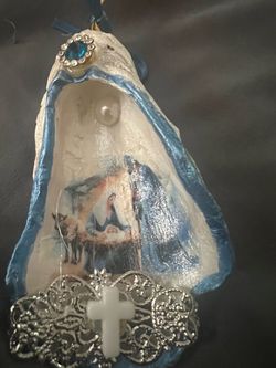 Handmade Nativity Oyster Shell Ornament