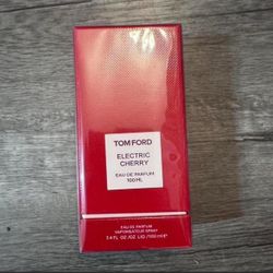 Electric cherry, Tom Ford