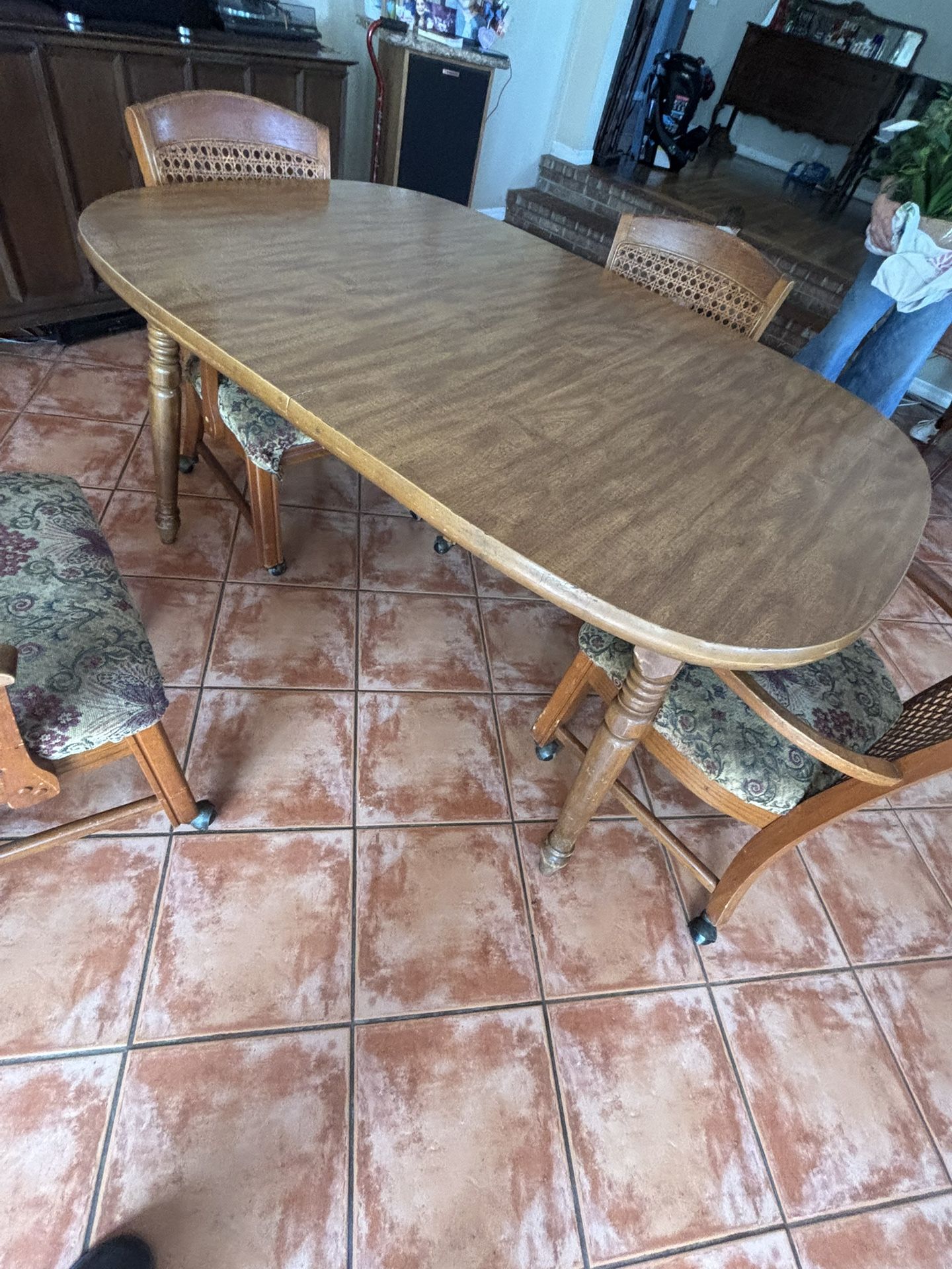 Dinning Room Table 