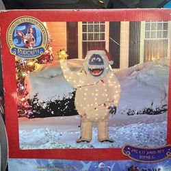 Lighted bumble Christmas yard decoration