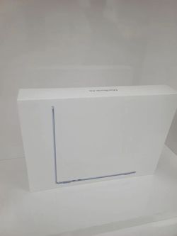 Apple - MacBook Air 13-inch - Apple M5 chip (Brand New) 10-core CPU and 8-core GPU - 16GB Memory - 512GB SSD Sky Blue