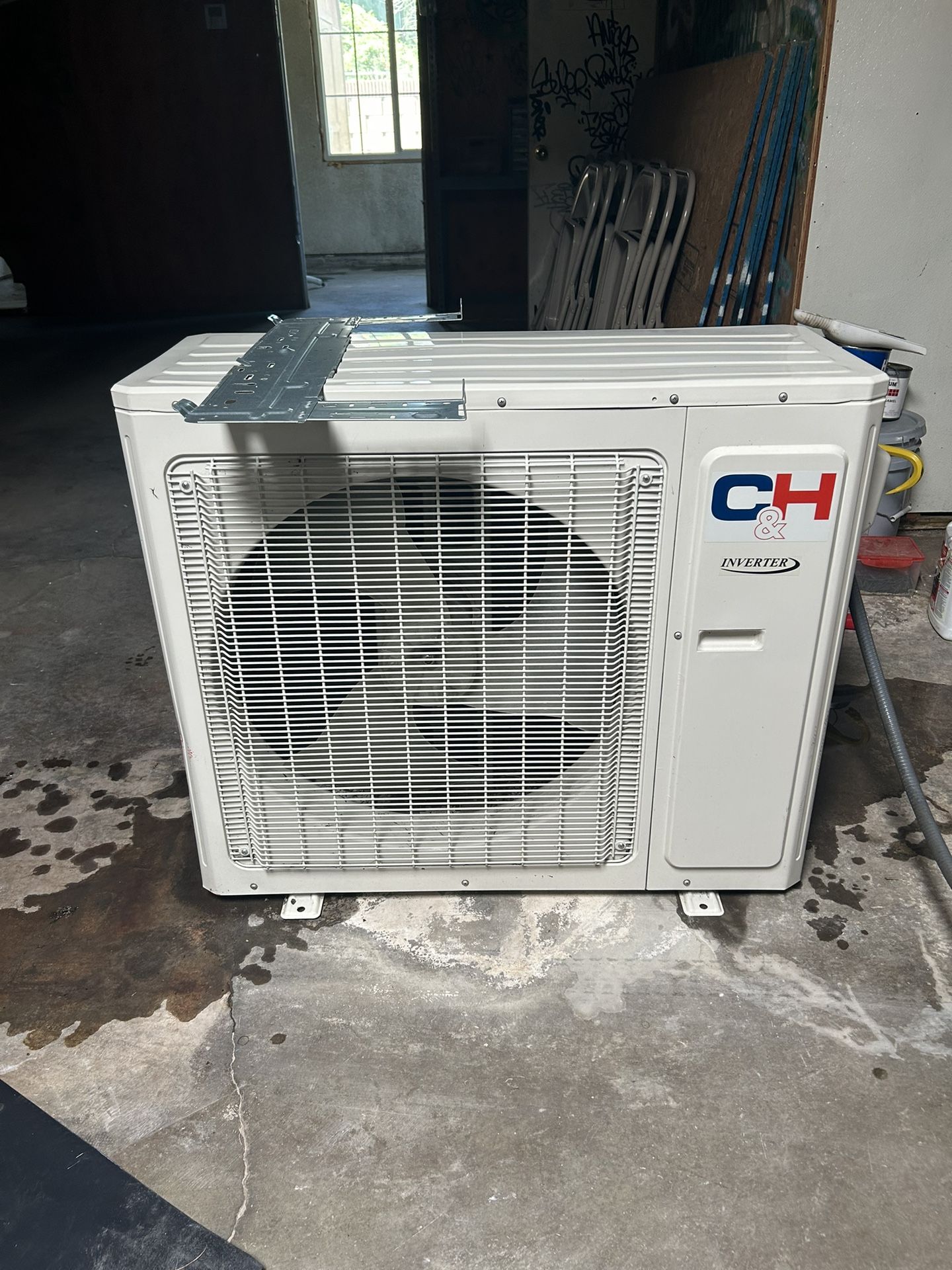 Mini Split C&H AC Unit