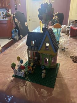LEGO Set 43217 Disney Up House