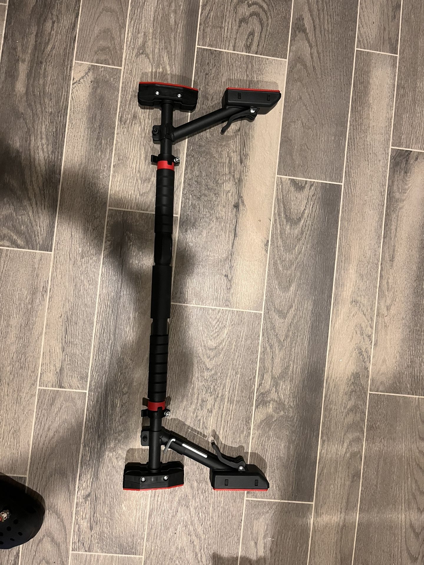 IRONSURGE Pull Up Bar