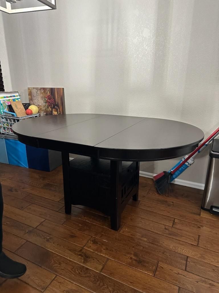 Brand New Kitchen Table.