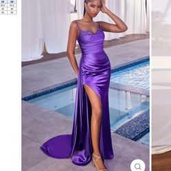 Brand new Prom Dress from Villoni Boutique, Size 4