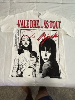 Valley Dreams Sade Fantasy Tour Distressed T Shirt, Size Medium, Brand New