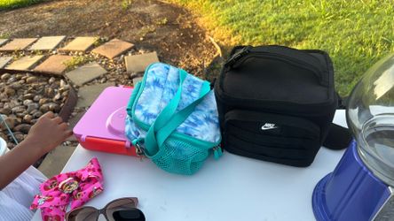 Lunch kits