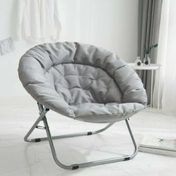 Oversized Saucer Chair

Big and Cozy

Gray