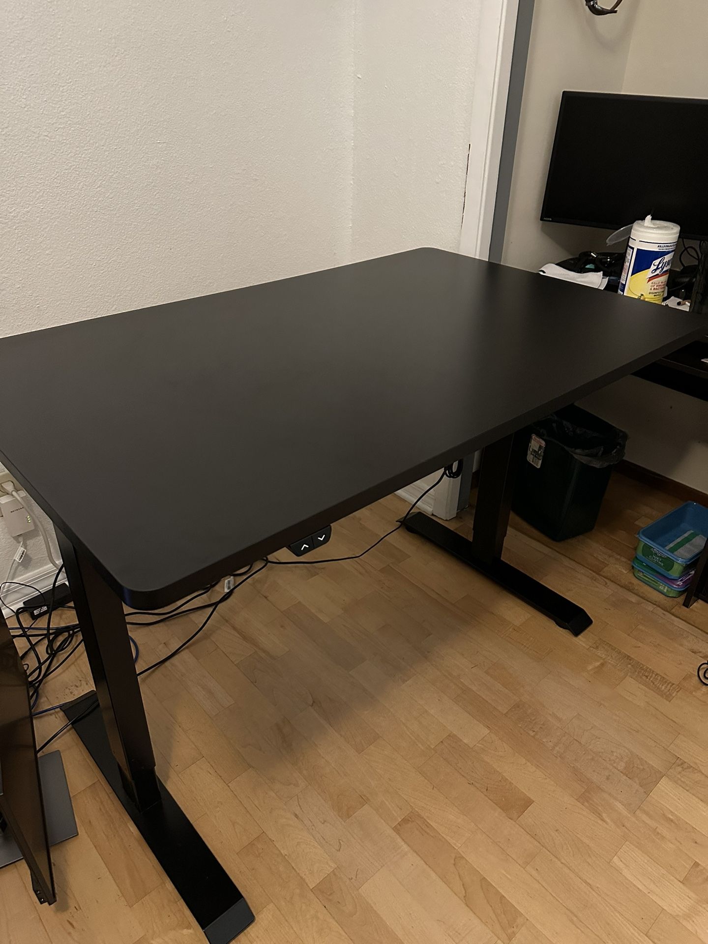 ET114E-N Single Motor Electric Standing Desk