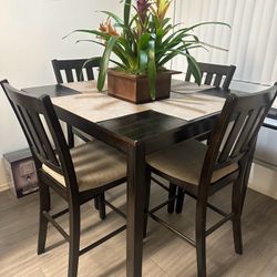 Kitchen Table With 4 Chairs 