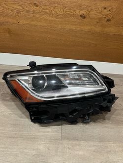 2013-2017 Audi Q5 SQ5 OEM Right Xenon Headlight Assembly 8R0941044E TESTED