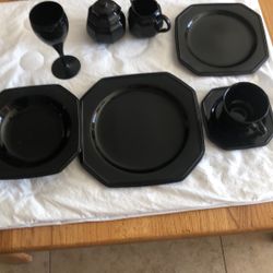 Dinnerware Set For 8 