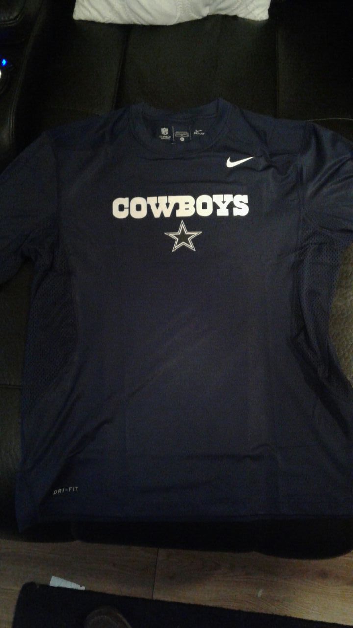 Dallas Cowboys Nike Dri Fit for Sale in Corinth, TX - OfferUp