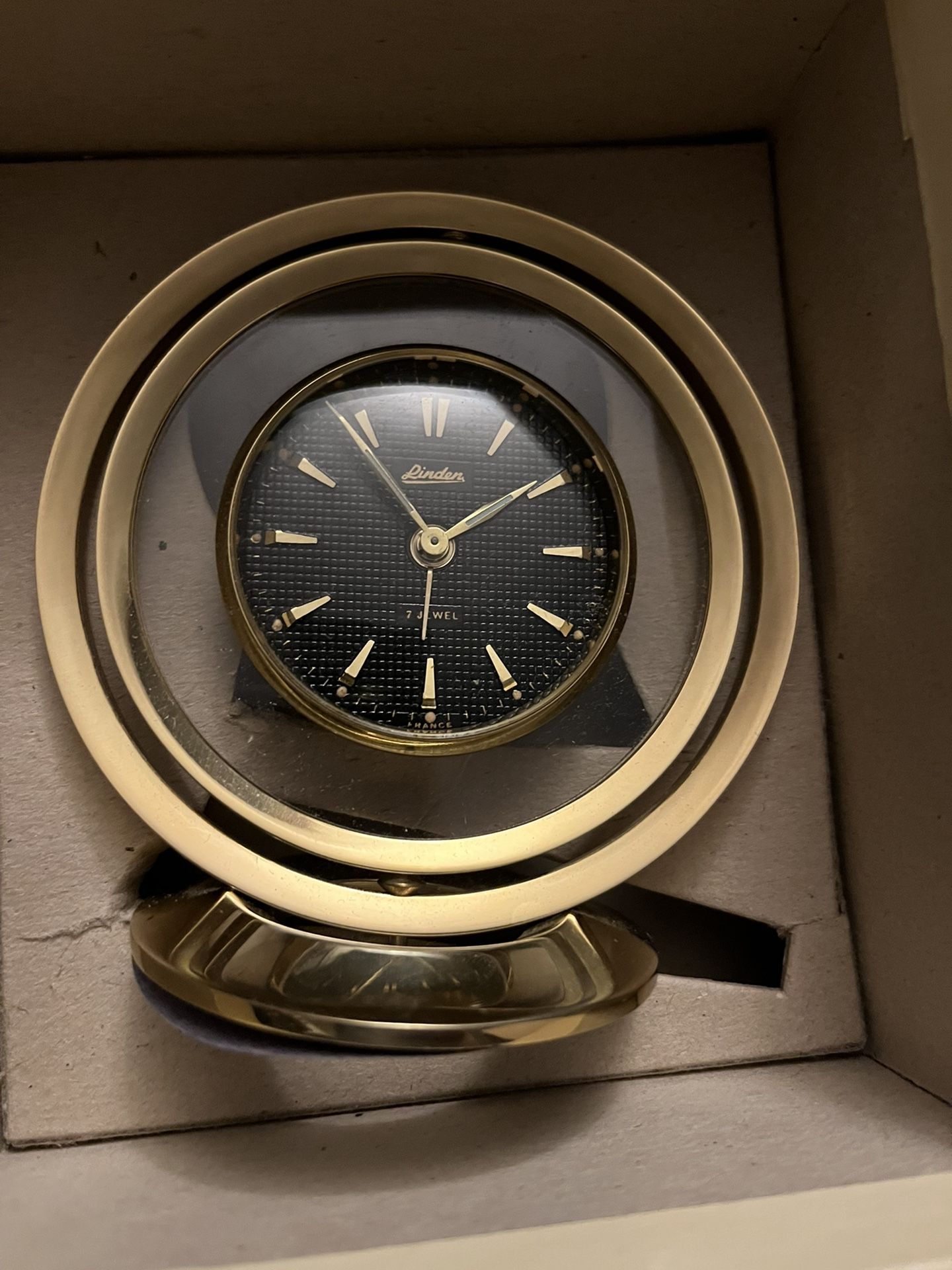 Linder Clock