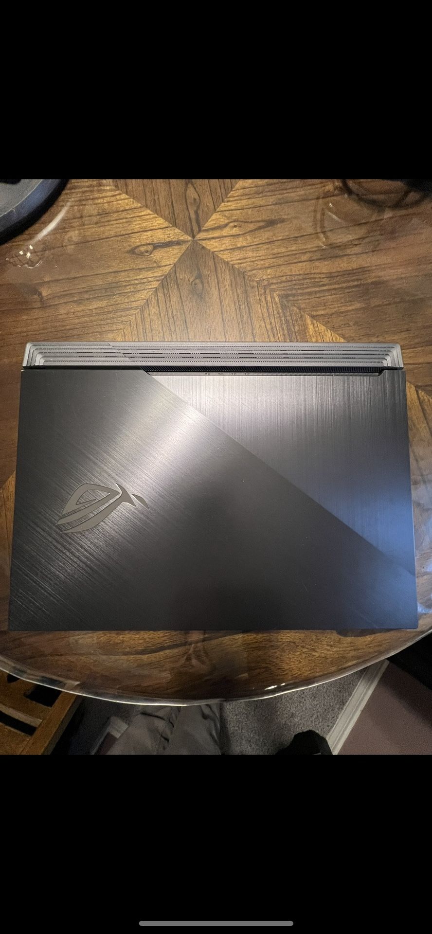 Asus ROG strix 17 Inch