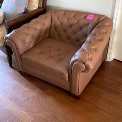 Leather Wide Chair