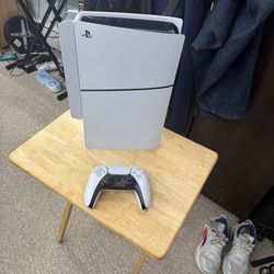 PlayStation 5 slim with disc edition +4 games