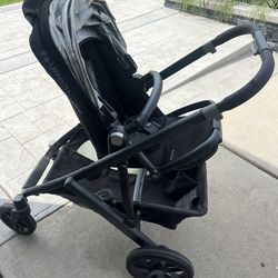 Uppa Baby Vista With Infant Car Seat Attachments