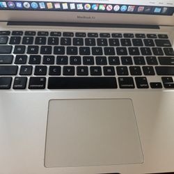 Macbook air 2017 13’ inch