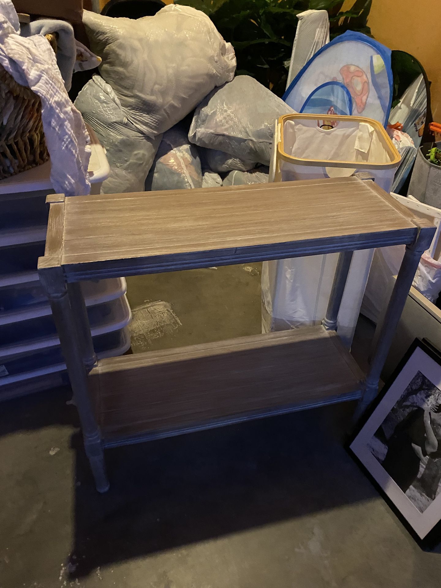 Free Side Table Distressed Grey