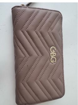 Guess wallet