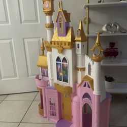 Disney Princess Ultimate Celebration Castle.