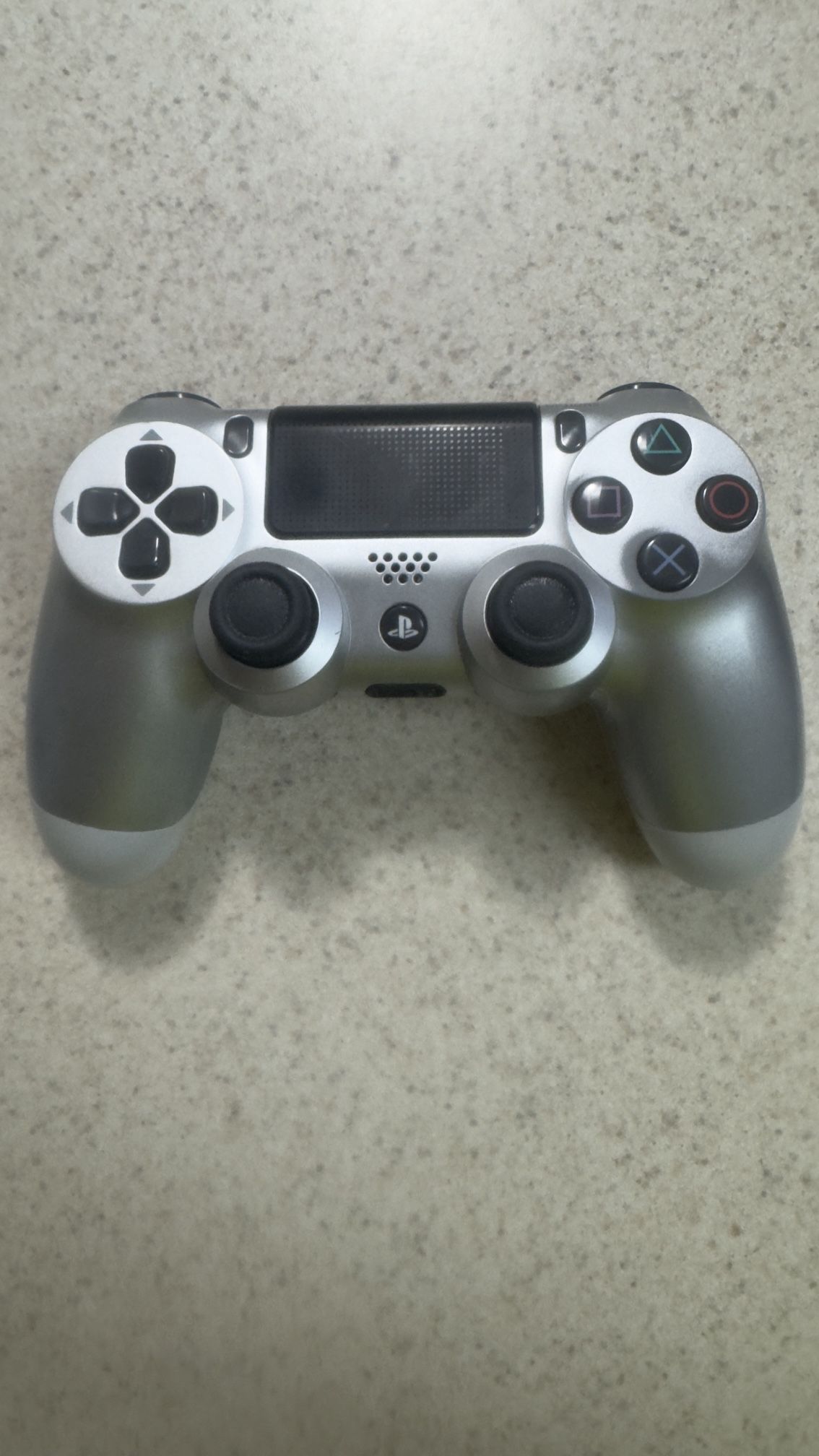 PS4 controller