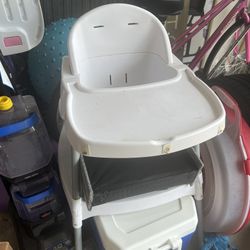 FREE - High chair 