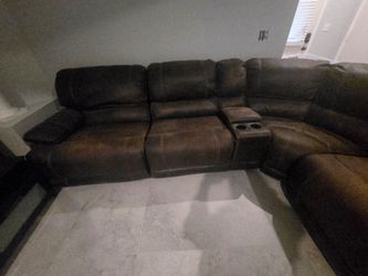Sectional from Kanes