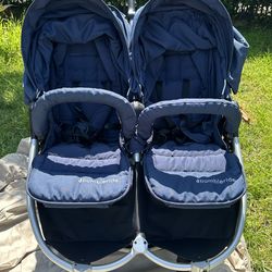 BUMBLERIDE INDIE TWIN DOUBLE STROLLER IN GREAT CONDITION