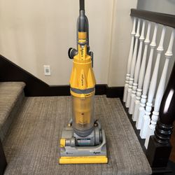 Dyson Root Cyclone 8 Upright 