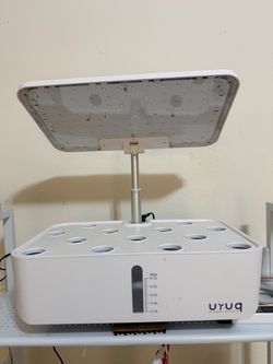 URUQ Hydroponic Indoor Garden System with LED Light