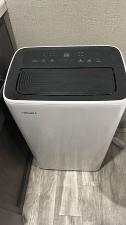 Toshiba Indoor Standup Air Conditioner