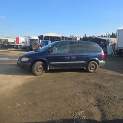 2002 Dodge Caravan Se