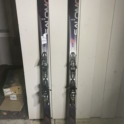 172cm Salomon enduro skis