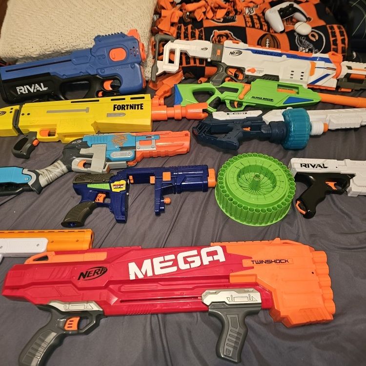 Nerf Toy Lot For Sale, + A 1 Or 2 That Aren't Nerf For Free  With Purchase