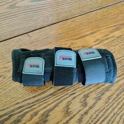 Featol Right Hand Splint Size Small/Medium