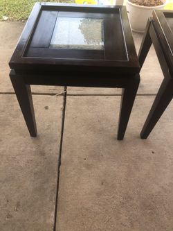 2 End Tables 