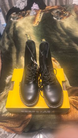Botas nuevas (boats)