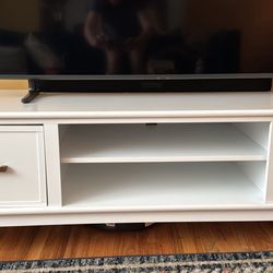 Mid-century white TV Stand/Console