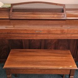 1970's Era Baldwin Spinet Piano HARD TO FIND!